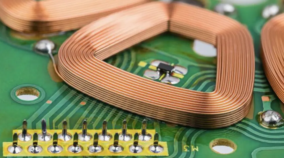 Wêrom is de elektromagnetyske draadwalsmûne essinsjeel foar moderne draadproduksje?