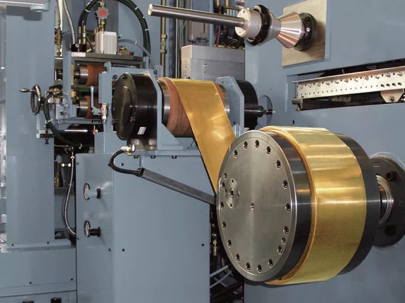 Wat is it wurkprinsipe fan High Precision Copper Alloy Strip Cold Rolling Mill